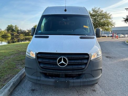 Used 2023 Mercedes-Benz Sprinter 2500 image 8