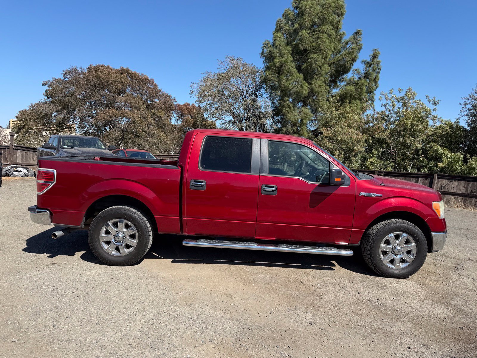 Used 2013 Ford F150 XLT w/ Luxury Equipment Group RWD image 6