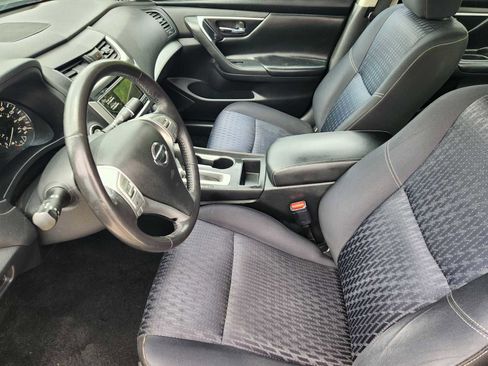 Used 2016 Nissan Altima 2.5 SV FWD image 13