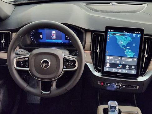 New 2026 Volvo XC90 B6 Plus image 27