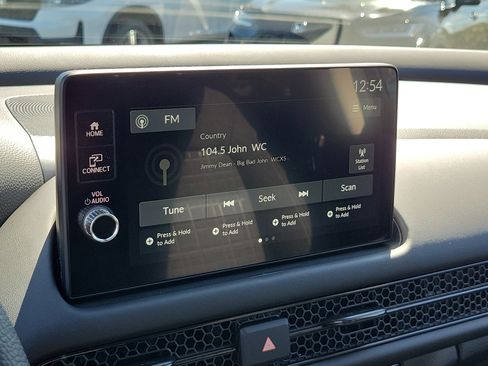 New 2026 Honda HR-V LX image 28