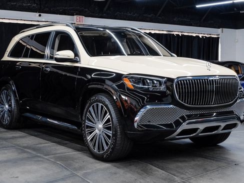 Used 2022 Mercedes-Benz Maybach GLS 600 4MATIC image 10