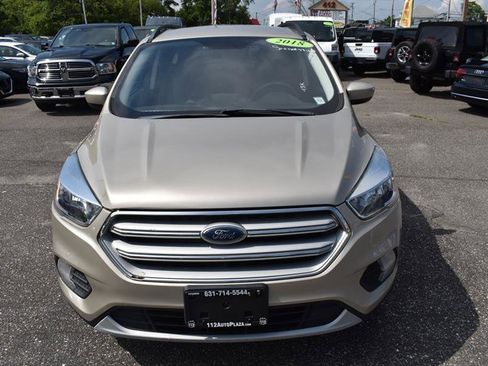 Used 2018 Ford Escape SE w/ SE Sync 3 Package image 2