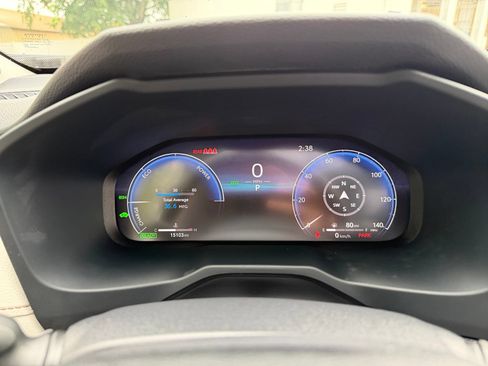Used 2024 Toyota RAV4 Limited w/ Advanced Technology Package AWD/4WD image 16