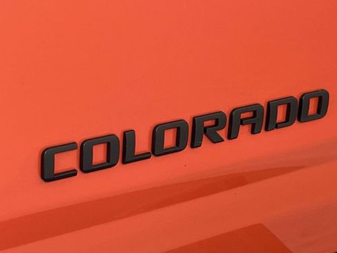Used 2019 Chevrolet Colorado LT w/ Colorado RST Special Edition AWD/4WD image 11