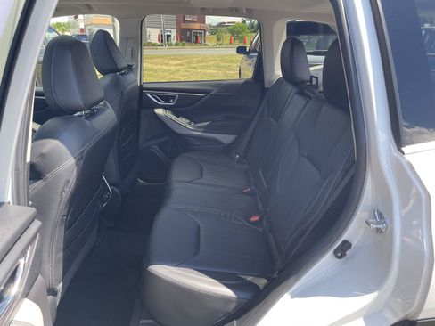 Used 2024 Subaru Forester Limited AWD/4WD image 15