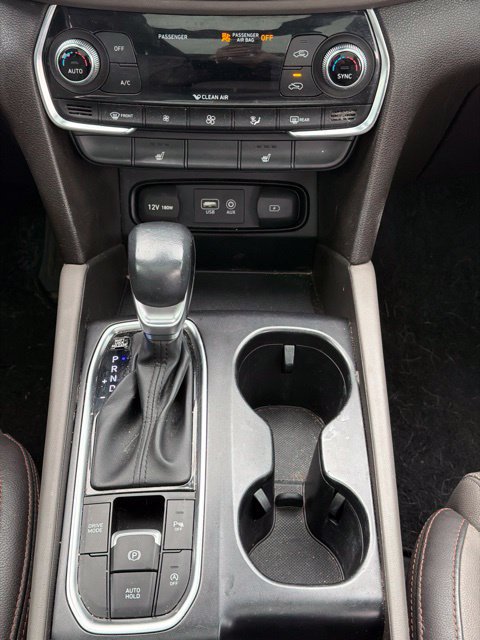 Used 2019 Hyundai Santa Fe Limited FWD image 13