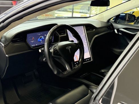 Used 2018 Tesla Model S 100D image 17