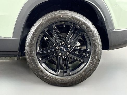 New 2026 Chevrolet Trax ACTIV w/ Sunroof Package image 30