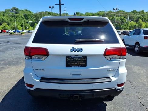 Used 2020 Jeep Grand Cherokee Laredo w/ Quick Order Package 2BN North AWD/4WD image 24