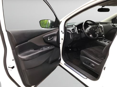 Used 2019 Nissan Murano SV AWD/4WD image 11