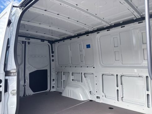 New 2026 Mercedes-Benz Sprinter 2500 image 21