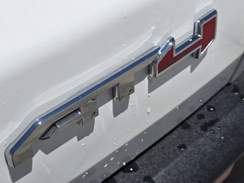 New 2026 GMC Acadia AT4 w/ Luxury Package image 7