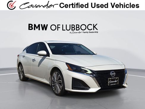 Used 2024 Nissan Altima 2.5 SL FWD image 1