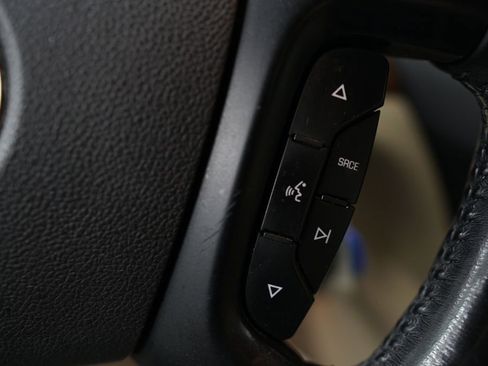 Used 2007 Saturn Outlook XR w/ Premium Trim Pkg FWD image 23
