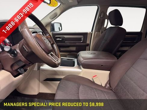 Used 2016 RAM 1500 Classic SLT w/ SLT Plus D←cor Group AWD/4WD image 9