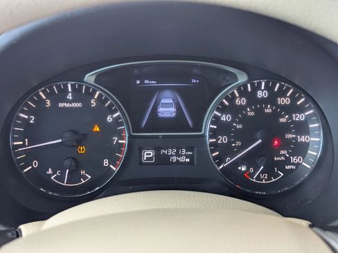 Used 2014 Nissan Altima 2.5 S w/ Display Audio Package image 19