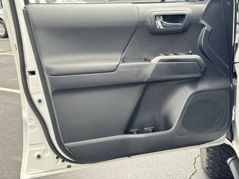 Used 2023 Toyota Tacoma TRD Sport image 24