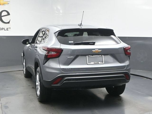 New 2026 Chevrolet Trax LS FWD image 13