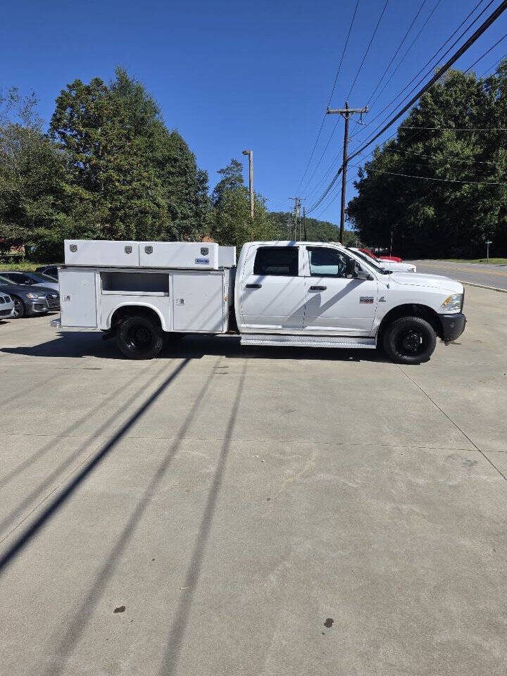 Used 2012 RAM 3500 ST RWD image 6