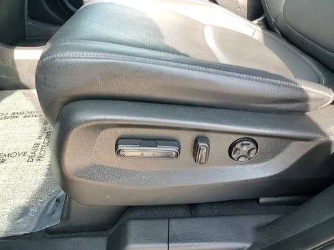 Used 2023 Honda Odyssey EX-L image 14