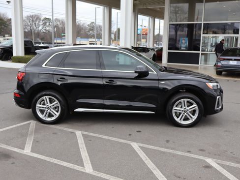 Used 2024 Audi Q5 e Premium image 11