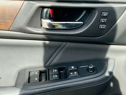 Used 2018 Subaru Outback 2.5i Limited w/ Popular Package #2 image 20