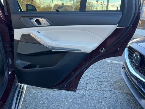 Used 2020 BMW X5 xDrive40i w/ Executive Package image 42