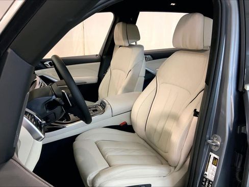 New 2026 BMW X7 xDrive40i w/ Executive Package image 9