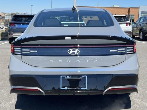New 2026 Hyundai Sonata SEL FWD image 34