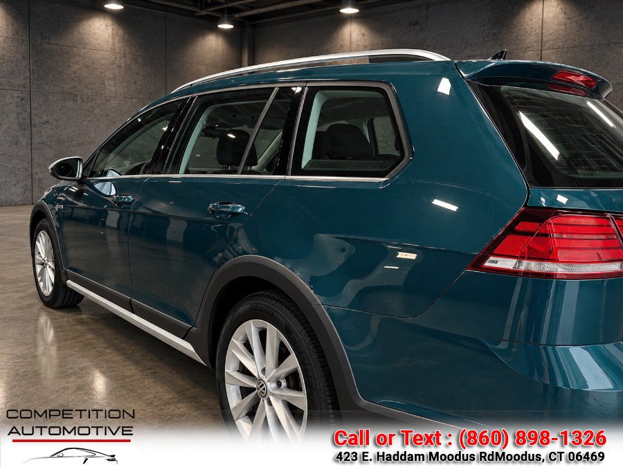 Used 2018 Volkswagen Golf Alltrack S AWD/4WD image 4
