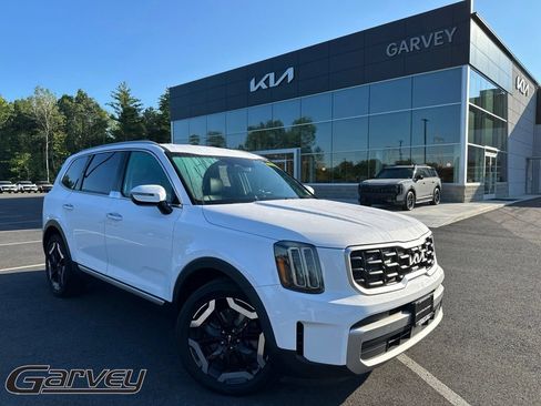 Certified 2023 Kia Telluride S AWD/4WD image 1