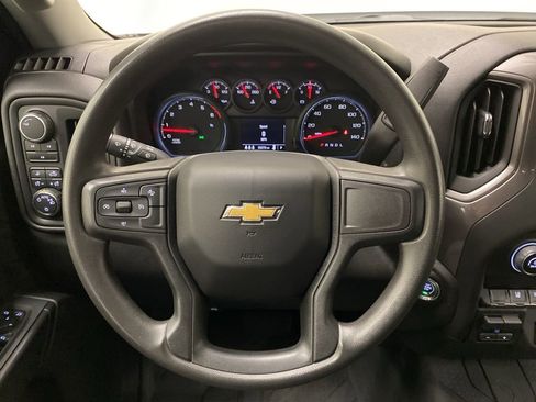 Used 2024 Chevrolet Silverado 2500 Custom w/ Custom Value Package image 21