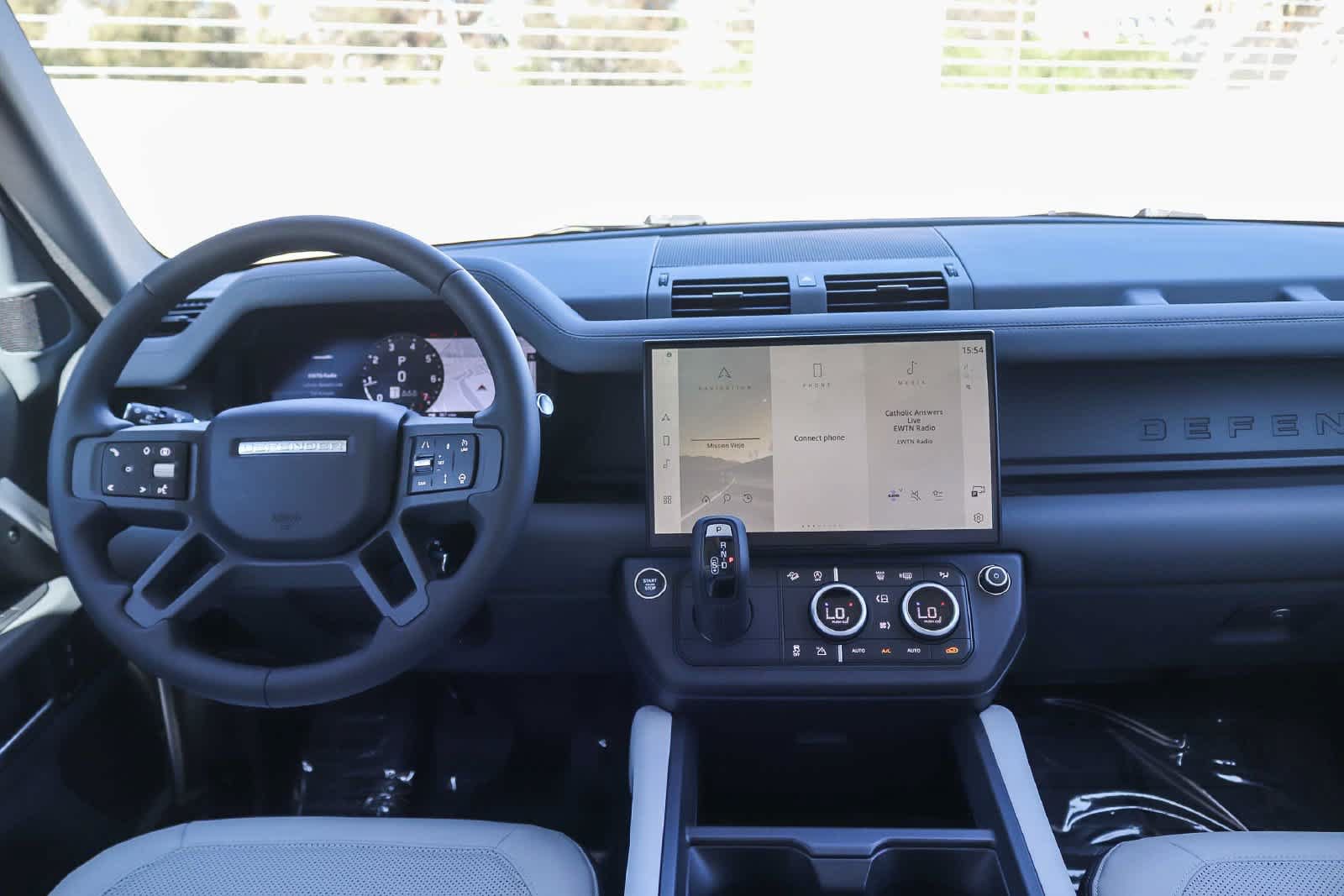 New 2026 Land Rover Defender 110 S AWD/4WD image 11