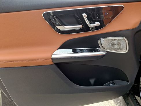 New 2026 Mercedes-Benz GLC 300 4MATIC image 8