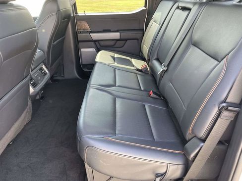 Used 2025 Ford F350 Lariat w/ Lariat Ultimate Package AWD/4WD image 12