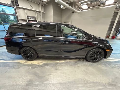Used 2025 Honda Odyssey Sport-L image 30