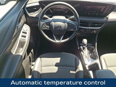 Used 2025 Buick Encore GX Preferred AWD/4WD image 3