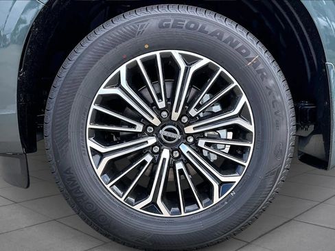 New 2026 Nissan Armada SL w/ Captain's Chari Seat Package image 9