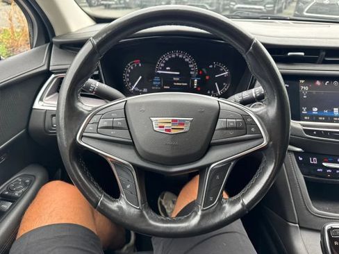 Used 2018 Cadillac XT5 Luxury AWD/4WD image 13