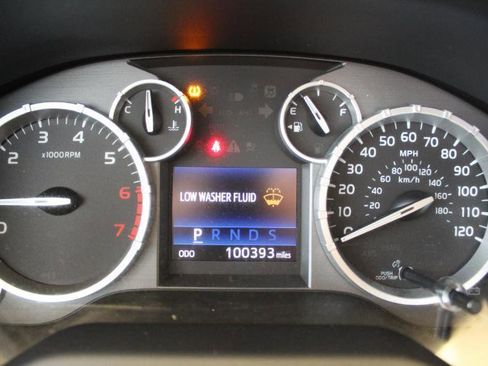 Used 2014 Toyota Tundra Limited image 32