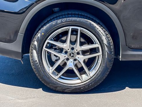 Used 2019 Mercedes-Benz GLC 300 image 10