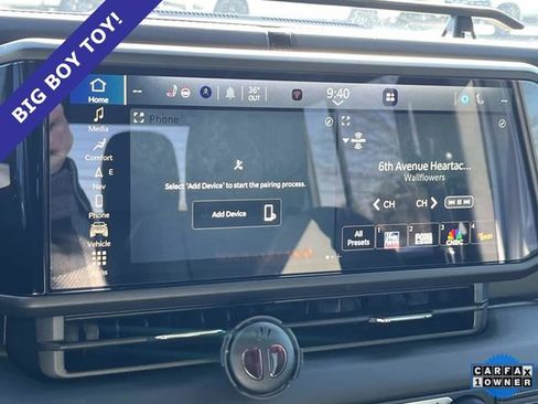 Used 2025 Jeep Gladiator Mojave image 28