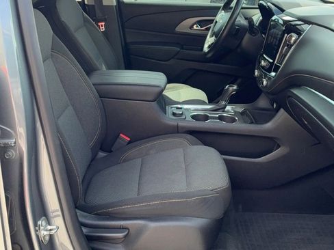 Used 2019 Chevrolet Traverse LT image 13