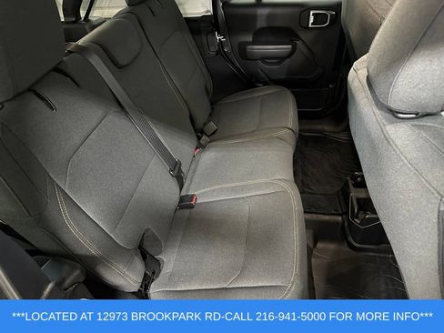 Used 2024 Jeep Wrangler Unlimited Sport AWD/4WD image 20