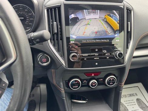 Used 2018 Subaru Crosstrek 2.0i Limited image 18