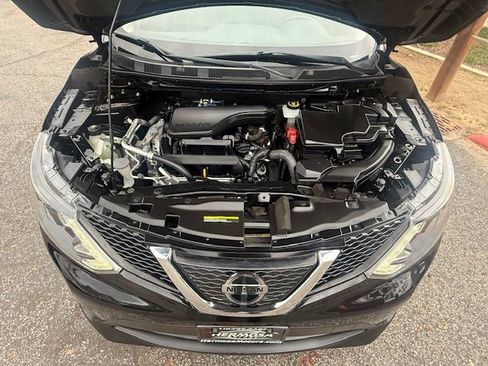 Used 2019 Nissan Rogue Sport SV image 11