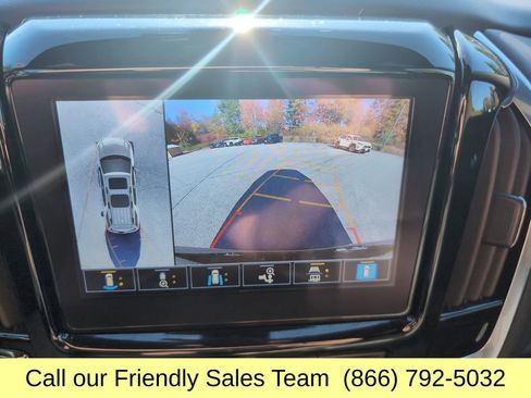 Used 2023 Chevrolet Traverse RS image 21