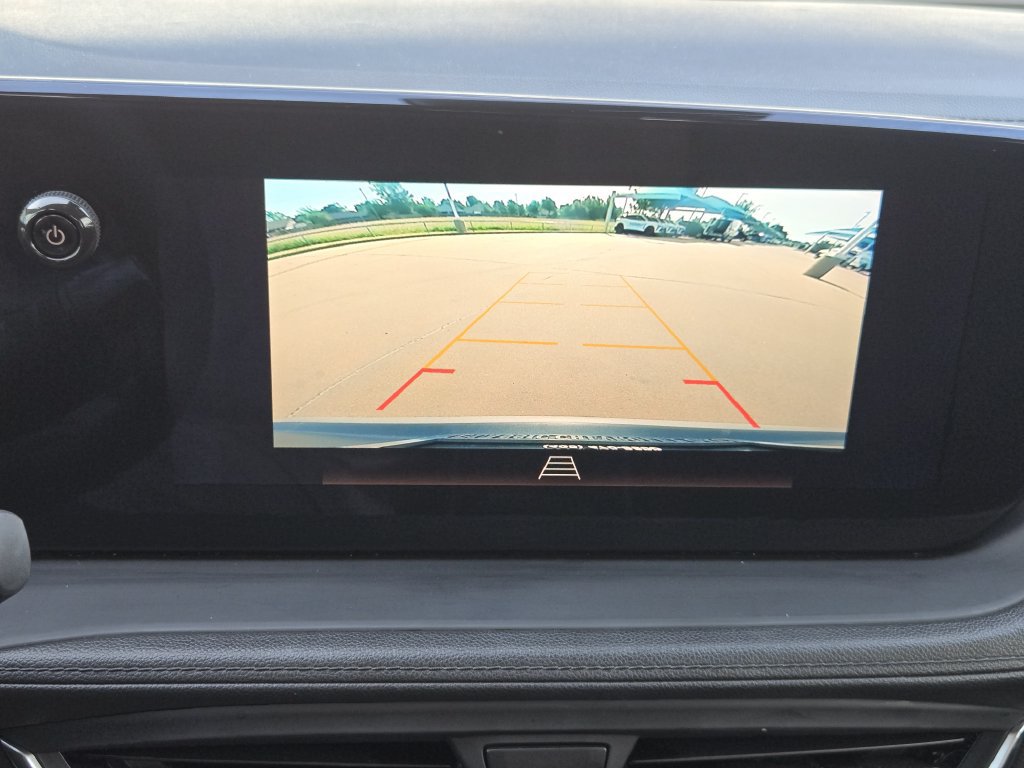 Used 2024 Buick Encore GX Preferred w/ Comfort Package FWD image 13