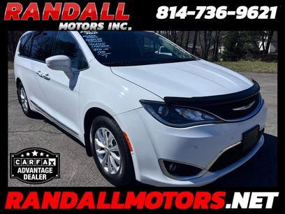Used 2018 Chrysler Pacifica Touring-L w/ Advanced Safetytec Group
